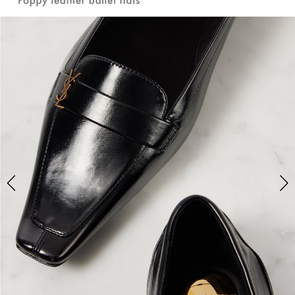 Saint Laurent Black Patent Leather Poppy shoes with Gold YSL Accent